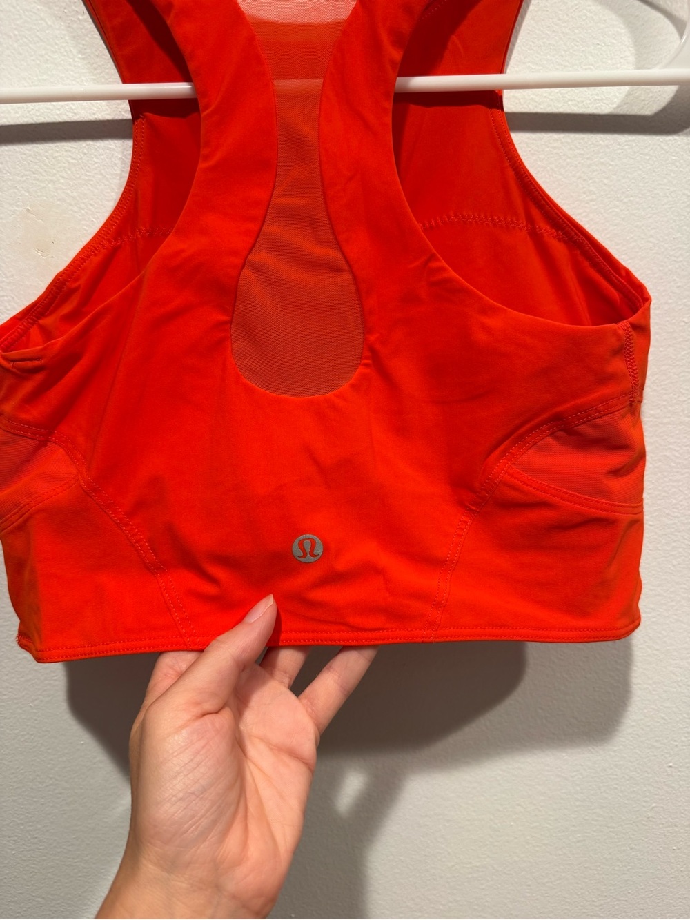 Lululemon Mesh-Back Train Bra - Picture 5 of 6
